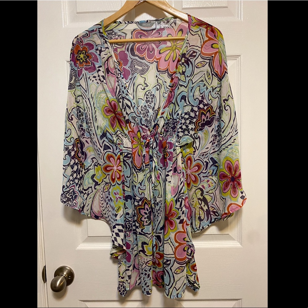 Colorful flower print tunic